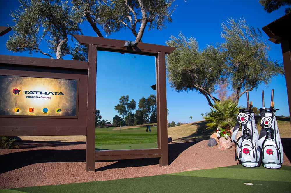 ph-21 Tathata branded outdoor display case